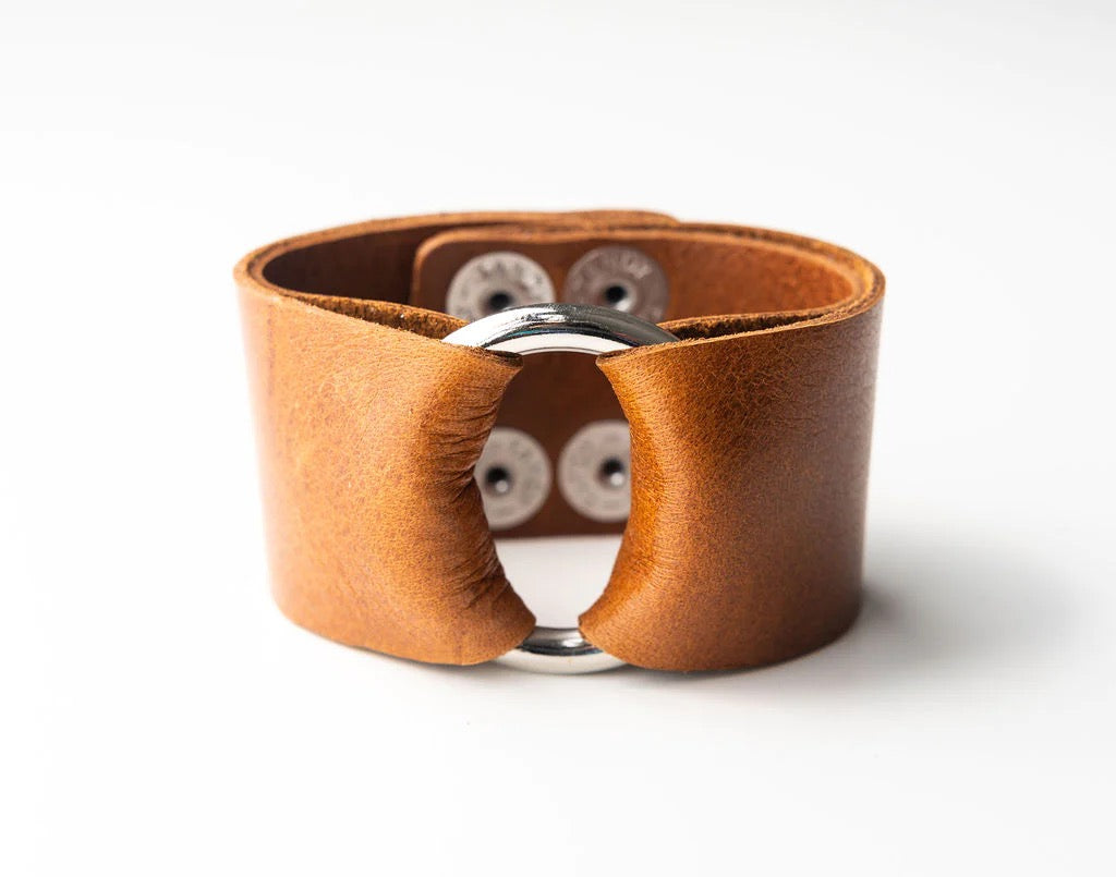 Leather snap cuff - 1.5 inch wide