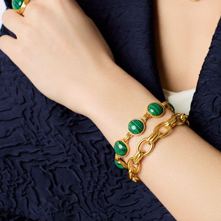 Gold Essex Link bracelet by Julie Vos featuring interconnected chain links, stylish accessory for everyday wear.