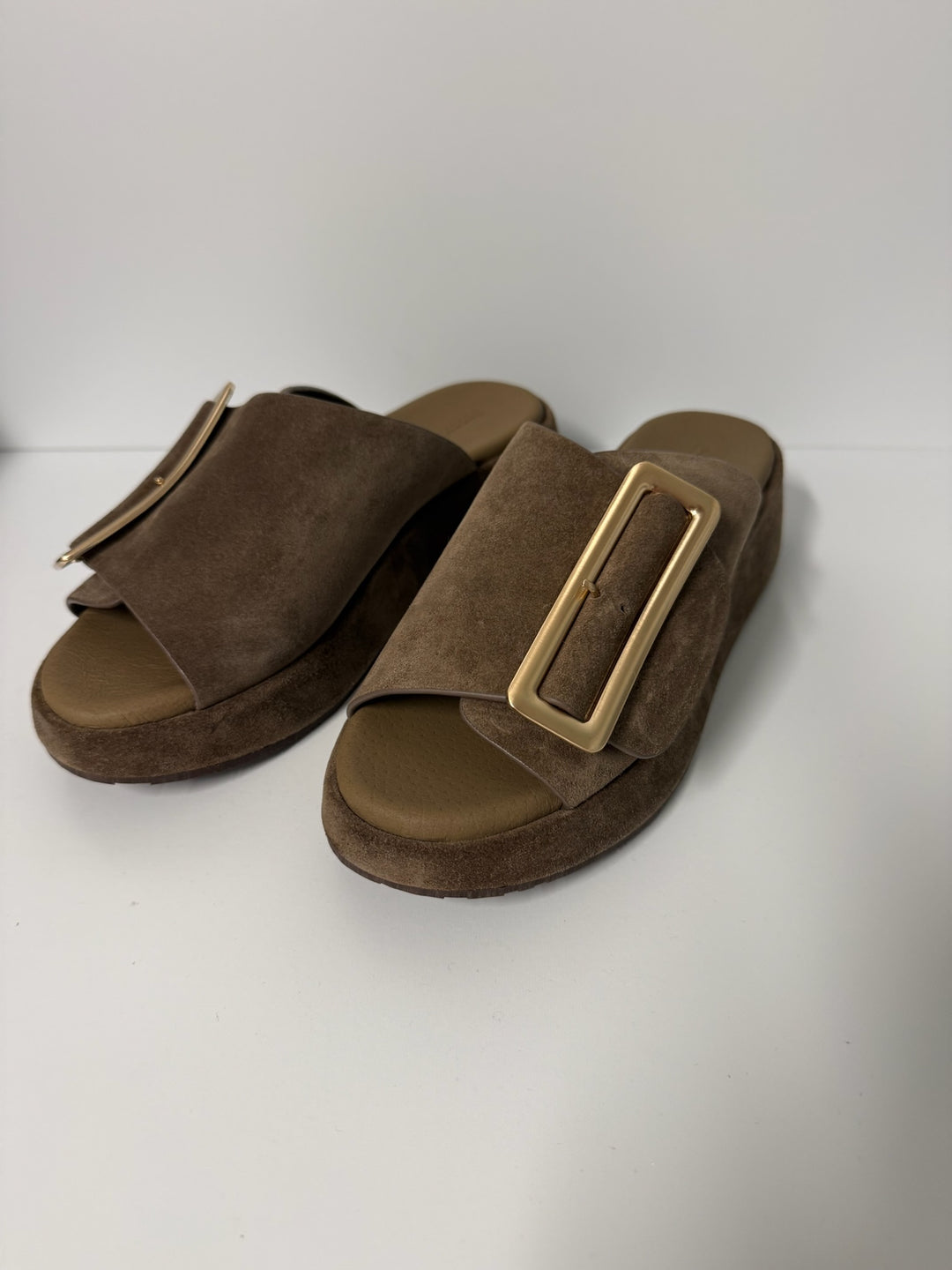 Elara Taupe Suede Sandal