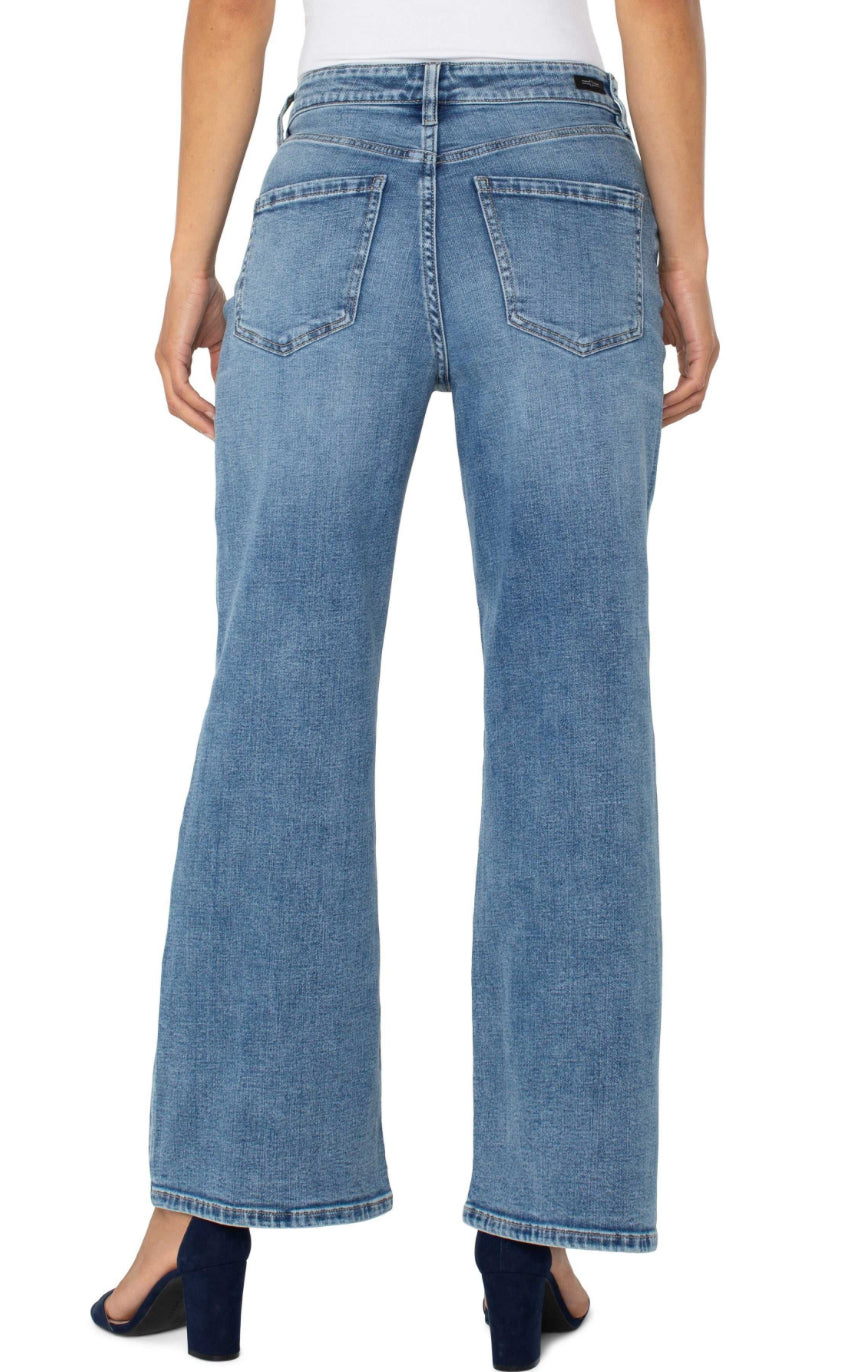 Stride 30” Wide Leg Jean