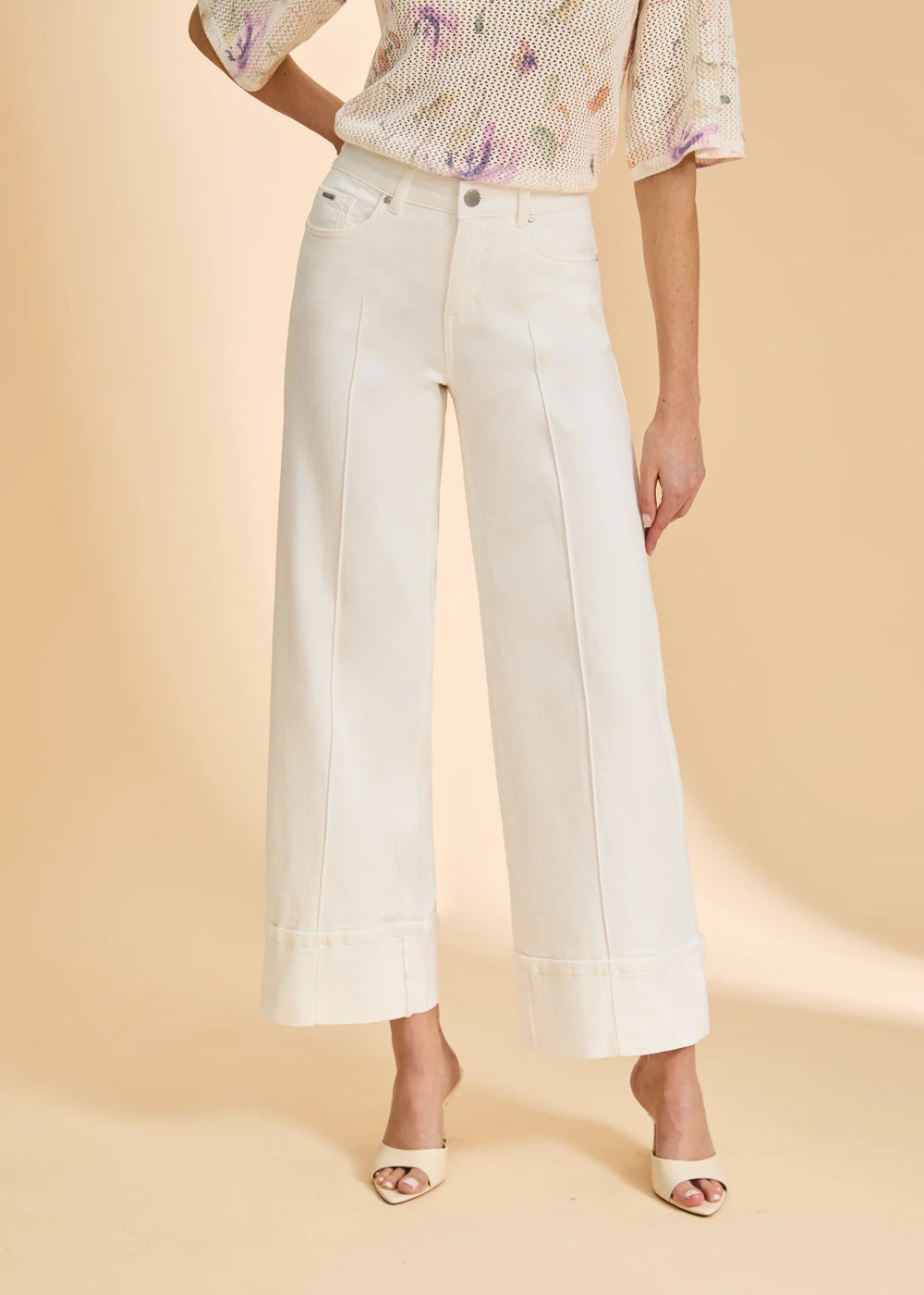FDJ Oliva Cuff Wide Leg Jean bottoms, featuring a relaxed fit and cuffed hem, shown in a stylish denim look.