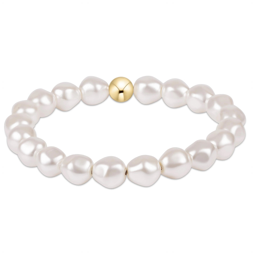 Enewton Classic Admire Pearl Bracelet featuring elegant white pearls on a delicate silver chain, perfect for sophisticated accessories.