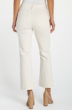 Liverpool Jeans Gia 27-inch crop glider jeans, stylish denim bottoms with a relaxed fit and cropped length, displayed on a neutral background.