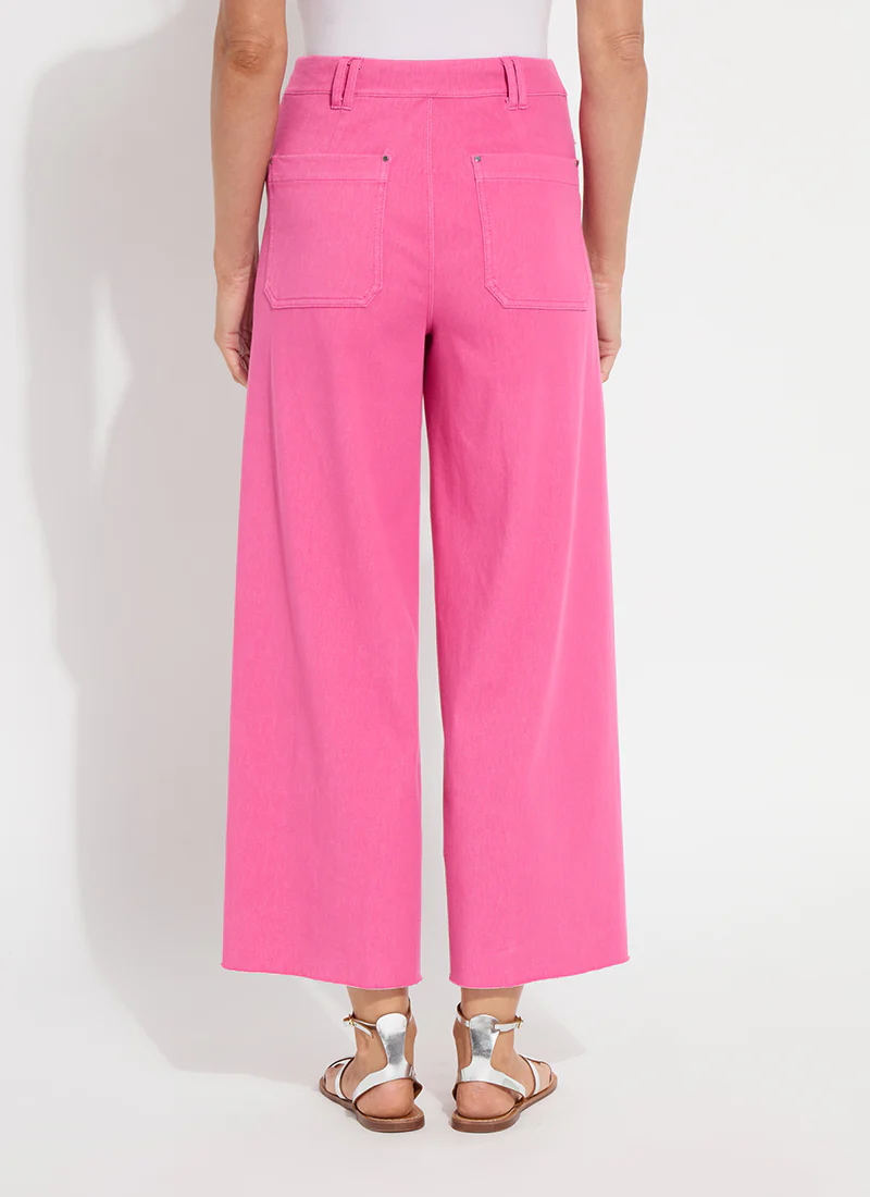Lysse Erin 27-inch pintuck denim jeans, women's denim bottoms with stylish pintuck details, shown in a natural pose.