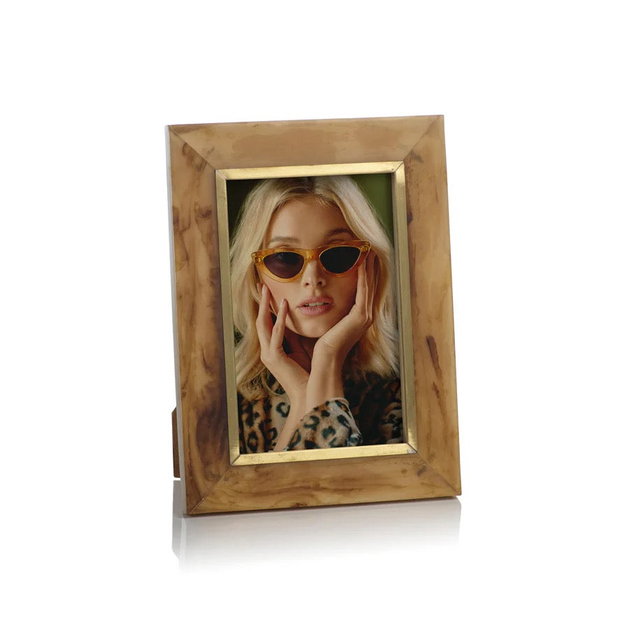 Zodax Horn and Brass 4x6 frame for home decor, featuring a stylish horn and brass design for displaying photographs.