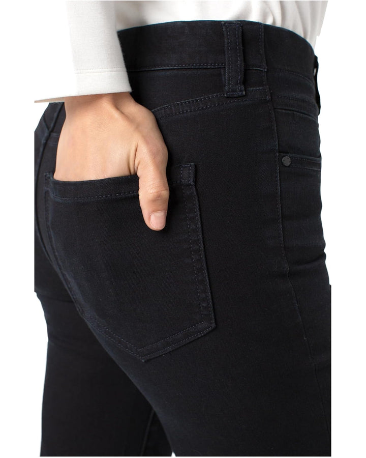 Gia 30" Wide Leg Jean