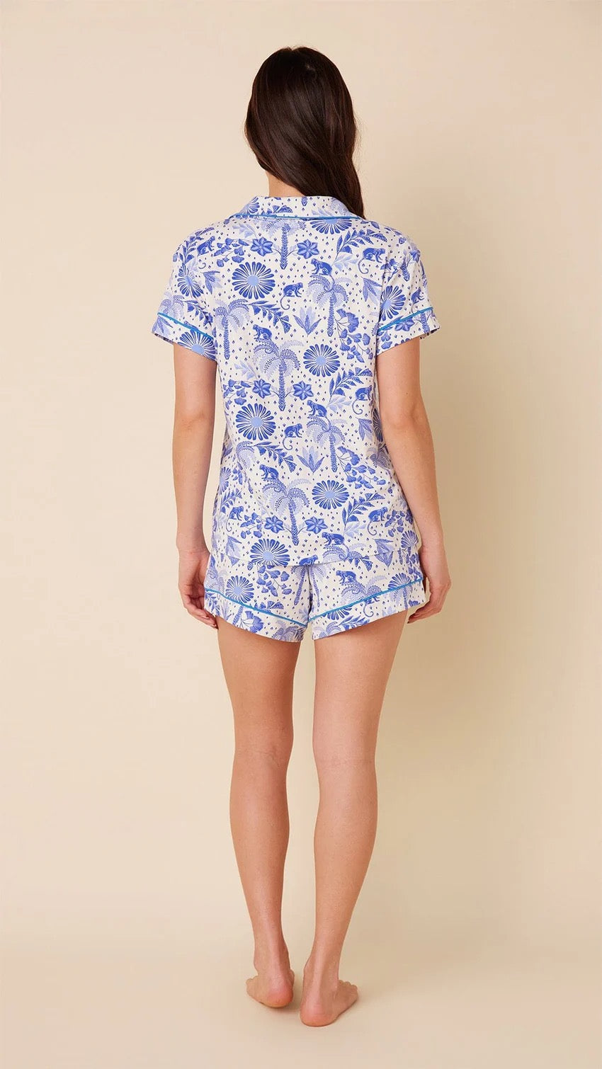 Cat's Pajamas Palmera White short loungewear set with a relaxed fit and soft fabric, perfect for comfortable home wear.