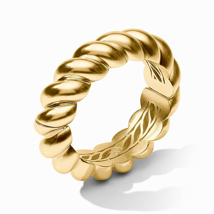 Julie Vos Ravello statement hinge bangle in gold, close-up of elegant jewelry accessory with hinged design and polished finish.