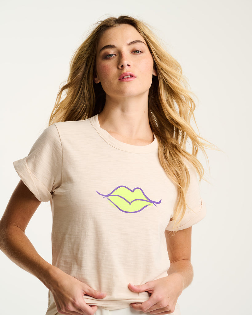 Kiss & Make Up Tee – Lisa Todd International | Lemon Cabana