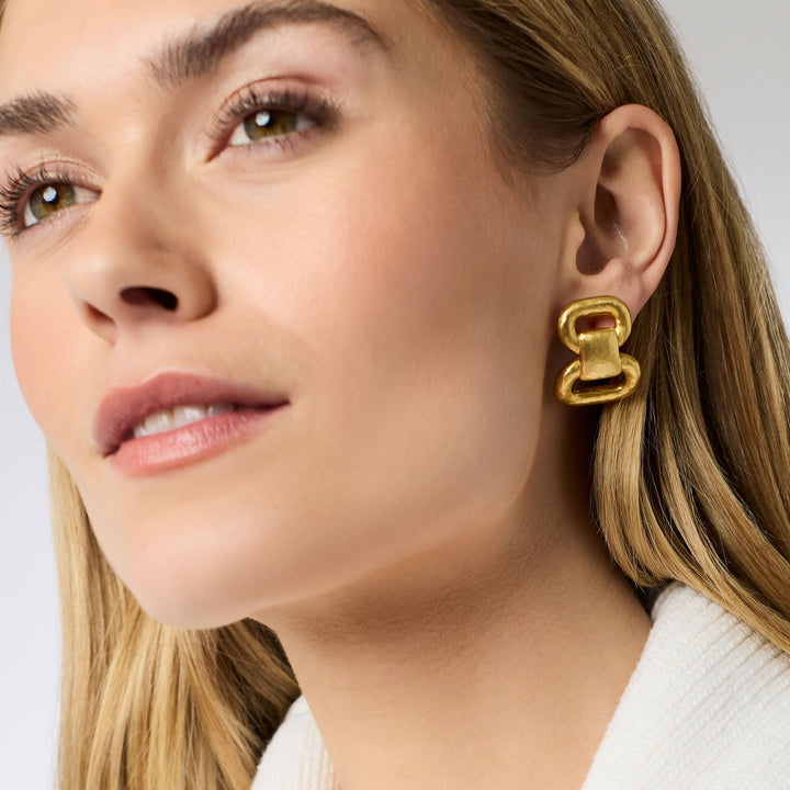 Gold Sahara midi earring by Julie Vos featuring a sleek, elegant design perfect for accessories and jewelry styling.
