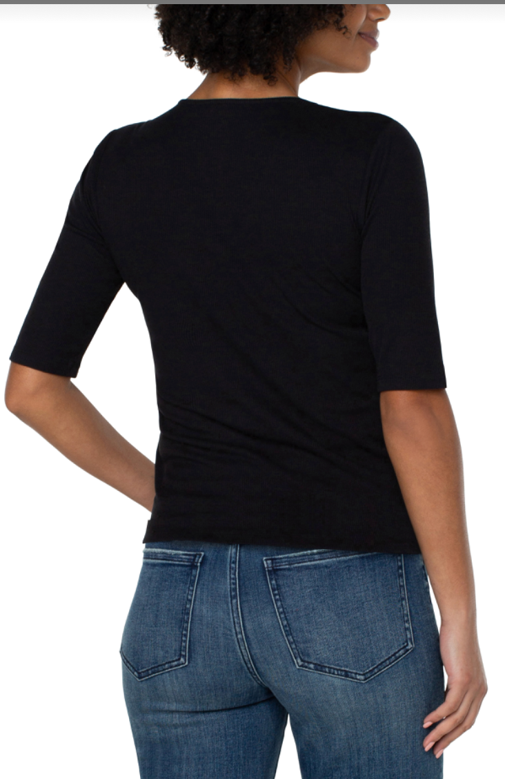 V-neck Half-Sleeve top