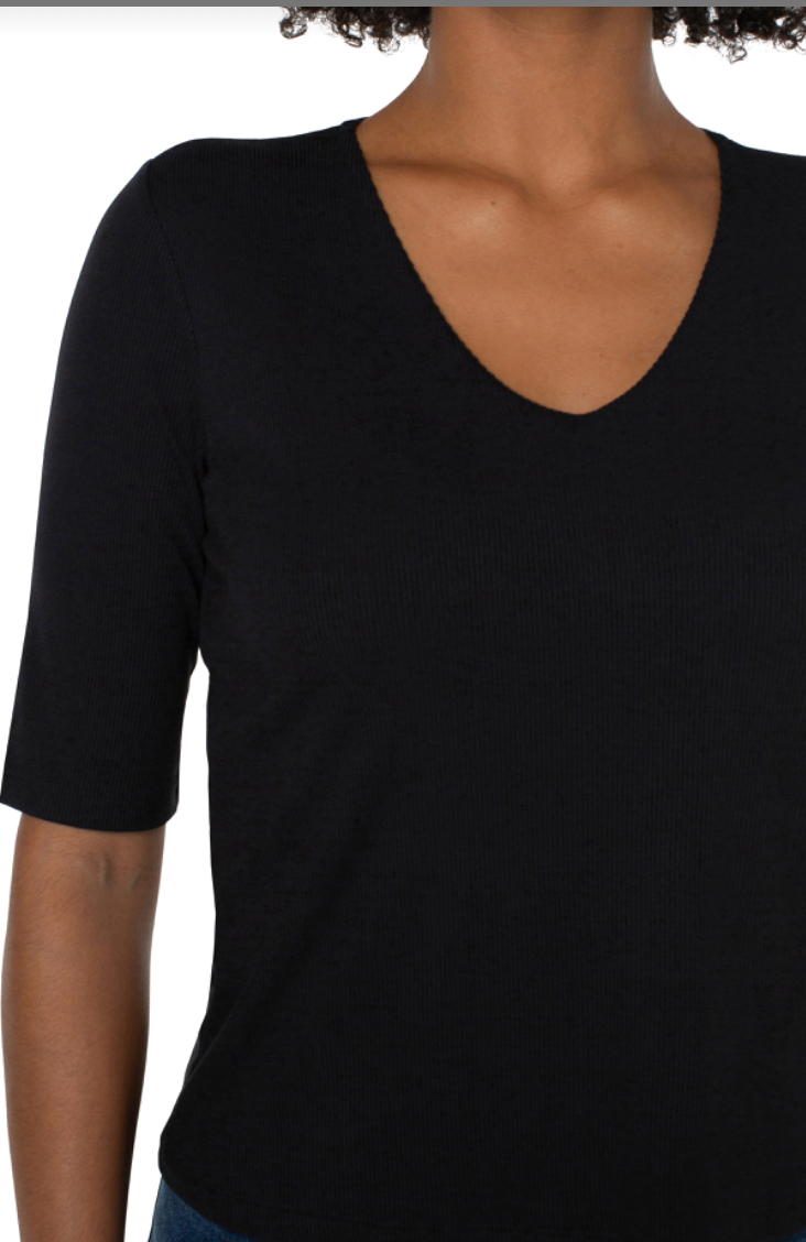 V-neck Half-Sleeve top