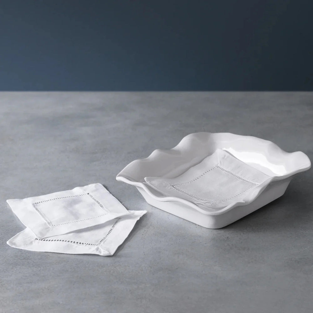 Beatriz Ball Vida Havana napkin holder with elegant design, made for home table decor and organization.