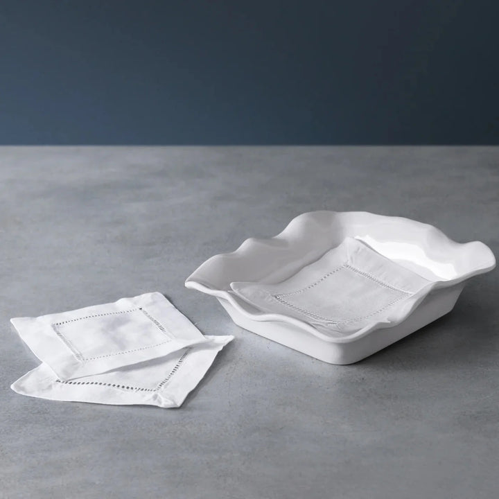 Beatriz Ball Vida Havana napkin holder with elegant design, made for home table decor and organization.