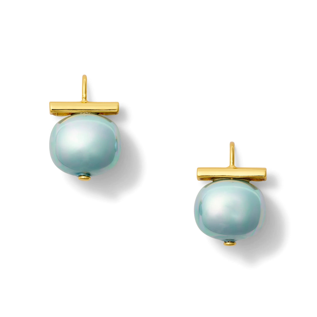 Catherine Canino Pebble Medium Pearl Earring, elegant accessory with a smooth pearl design, suitable for sophisticated or casual wear