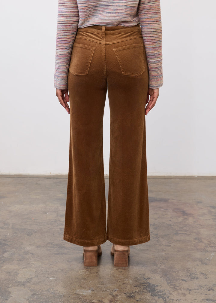 FDJ Olivia wide leg corduroy pants, stylish women's bottoms in a soft, textured corduroy fabric with a relaxed fit.