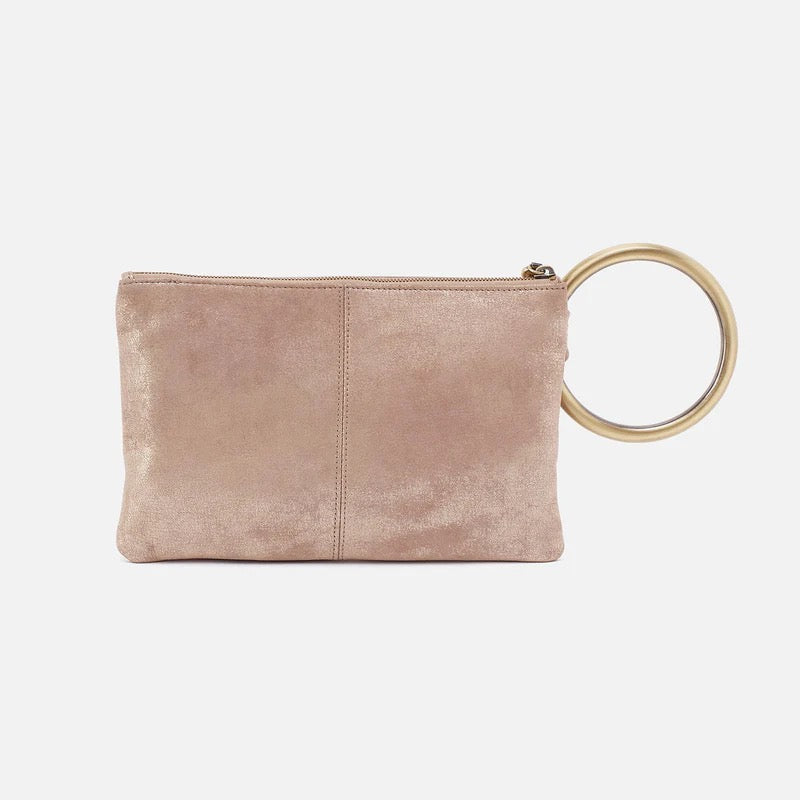 Hobo Bags Sheila Ring Clutch in gilded beige, stylish accessories with a sleek design and ring detail for elegant occasions.