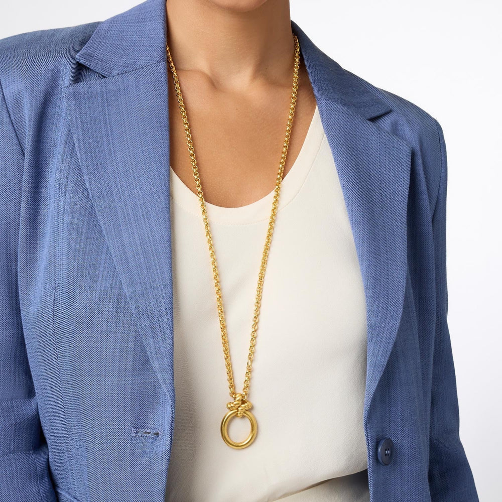 Julie Vos Nassau Pendant accessory featuring a delicate gold chain and elegant pendant design.