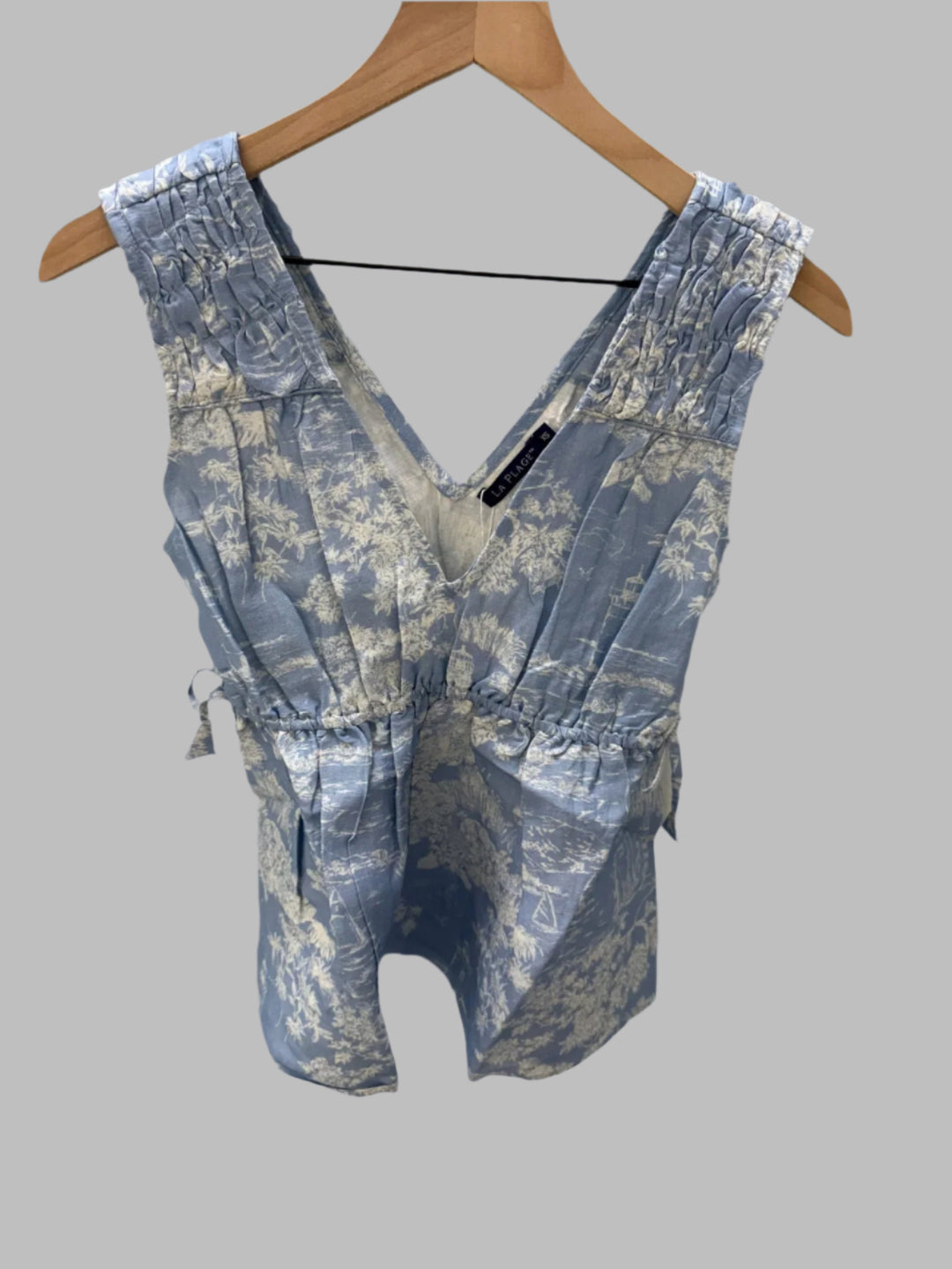 La Plage Eastside Sky Toile Top, stylish women's tops featuring a sky-inspired print and lightweight fabric.