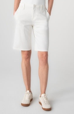 Liverpool Jeans Weekender 11-inch relaxed shorts for women, casual denim bottoms with a comfortable fit.