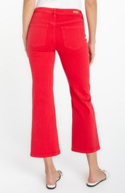 Liverpool Jeans Hannah 25.5-inch crop jeans, stylish denim bottoms with a fitted waist and cropped length, on a model.