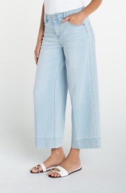 Liverpool Jeans Stripe 25-inch side embroidered denim bottoms with stylish side embroidery detail.