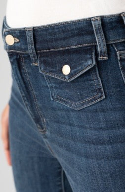 Liverpool Jeans Hannah 30-inch flare bottoms with pockets, featuring a stylish flare leg and casual design.