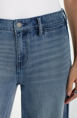 Liverpool Jeans Superstride 30-inch jeans with shadow hem, showcasing a classic denim style and tailored fit.