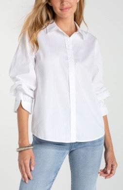 Adjustable sleeve blouse from Liverpool Jeans, stylish tops featuring a relaxed fit and versatile design, shown in the image.