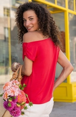 Assym off-shoulder T-shirt by Liverpool Jeans, stylish tops with a unique asymmetric neckline and casual fit.