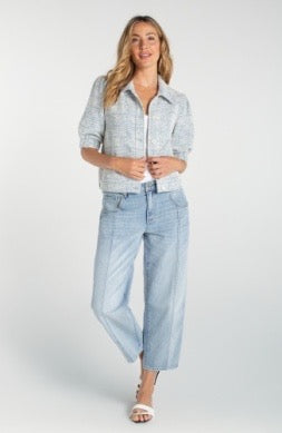 Liverpool Jeans puff crop plaid jacket, stylish tops with a cropped fit and plaid pattern, featuring puffed sleeves.