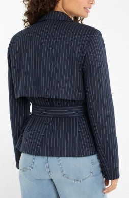 Liverpool Jeans cropped trench jacket, stylish tops with a fitted silhouette, shown in a neutral color on a model.