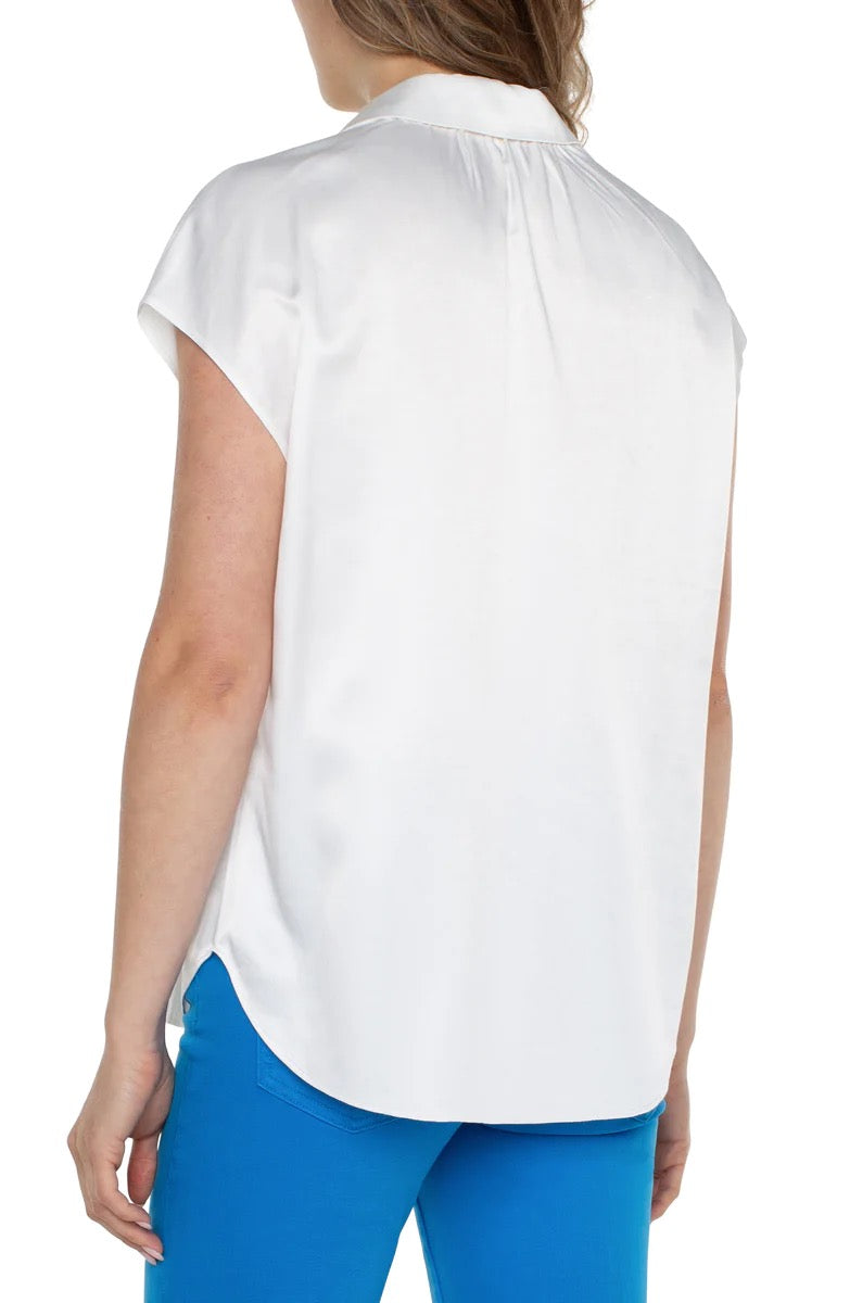 Liverpool Jeans dolman sleeve blouse, stylish tops with relaxed fit and flowing fabric, shown on a model.