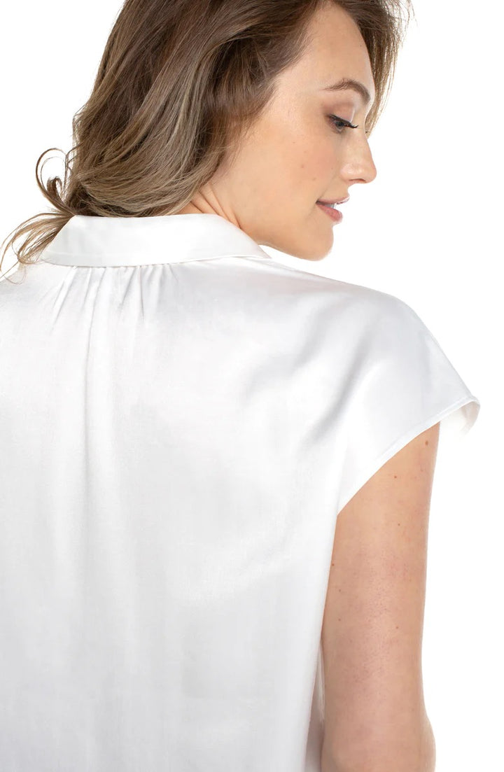 Liverpool Jeans dolman sleeve blouse, stylish long-sleeve tops with relaxed fit and soft fabric, shown in a neutral color.