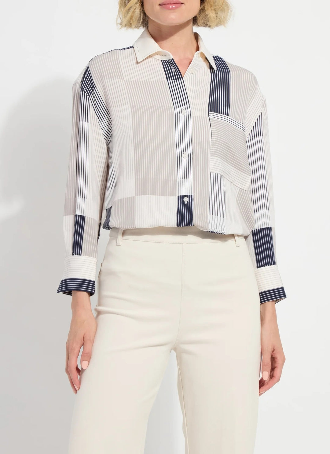 Lysse Jessica 3/4 sleeve shirt, stylish women's top with three-quarter sleeves, in a versatile and comfortable design.