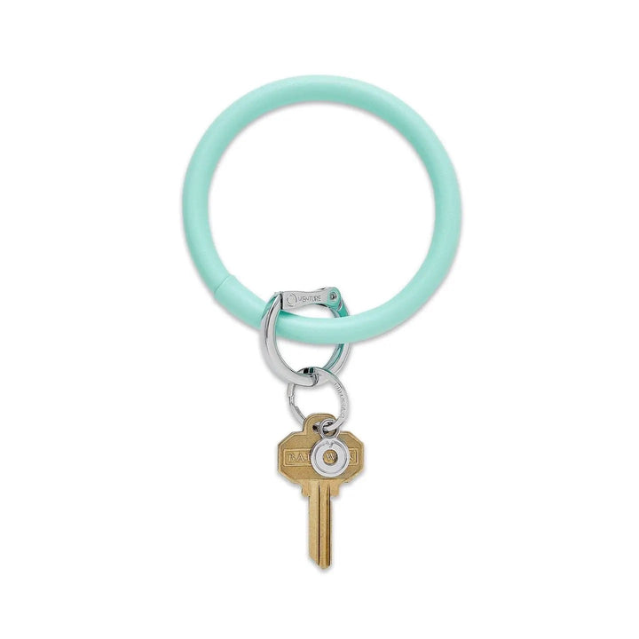 O-venture leather "O" ring key ring with durable leather strap and metal ring, ideal for organizing keys or as a gift.