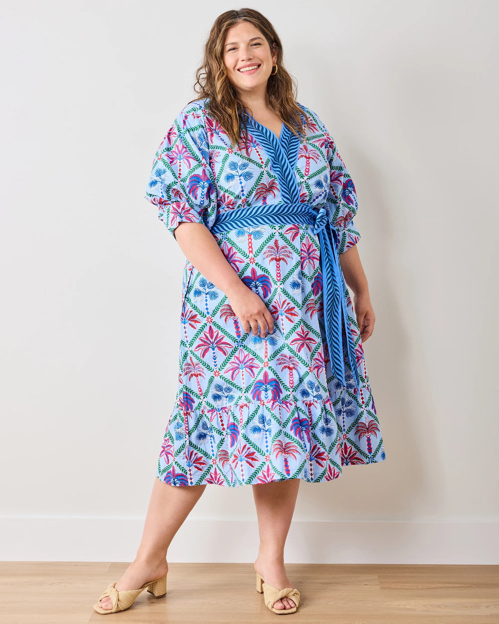 Print Fresh Gabriela Palm Tree Dress with vibrant tropical palm tree print, featuring a flowy silhouette and sleeveless design.