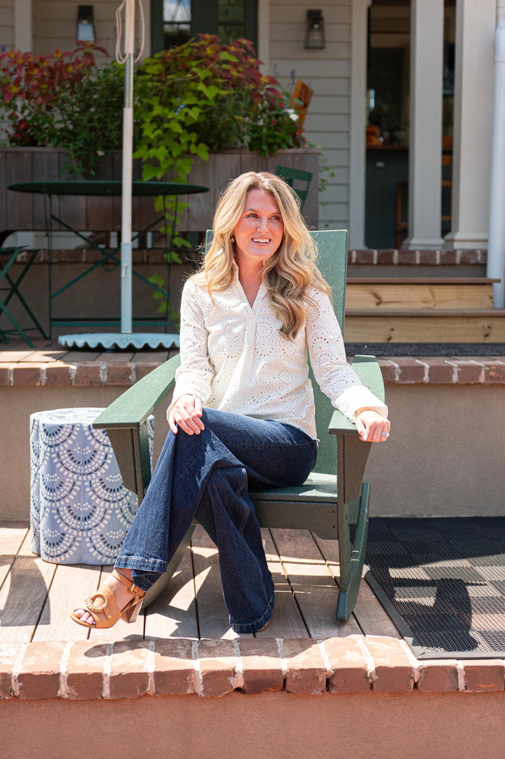 Sail to Sable scalloped hem top in lightweight fabric, featuring a relaxed fit and feminine design with scalloped edge detailing.