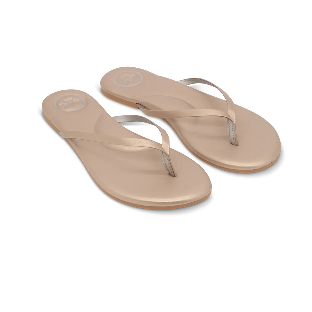 Solei Sandals accessories featuring stylish straps and open-toe design, perfect for casual summer wear.