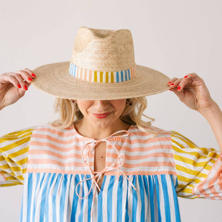 Sunshine Tienda Daydreamer Palm Hat, stylish accessories with a tropical palm pattern and wide brim for sun protection.
