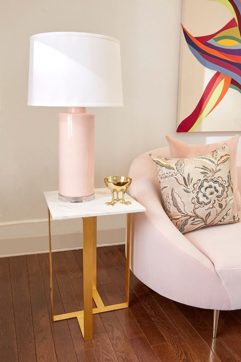 Petite Daphne bowl from VILLA & HOUSE BUNG5, showcasing a stylish, small ceramic home decor bowl with intricate patterns.