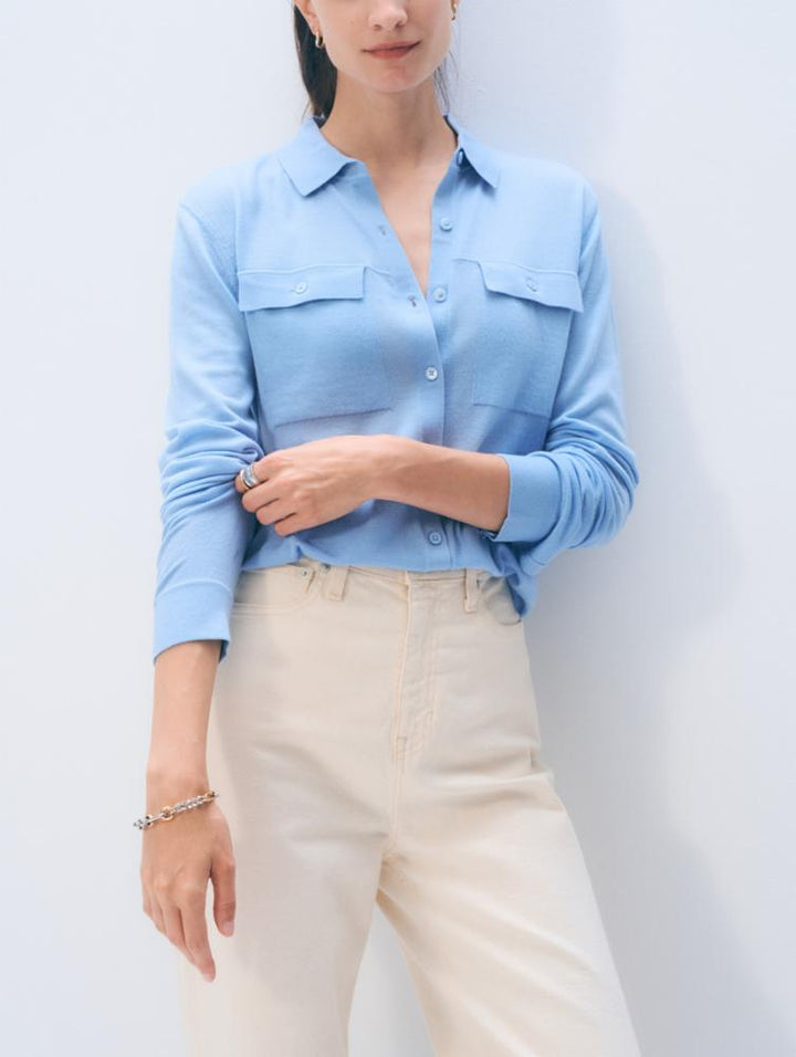 White & Warren superfine merino shirt, a soft and lightweight top in natural yarn with a classic fit and ribbed cuffs.