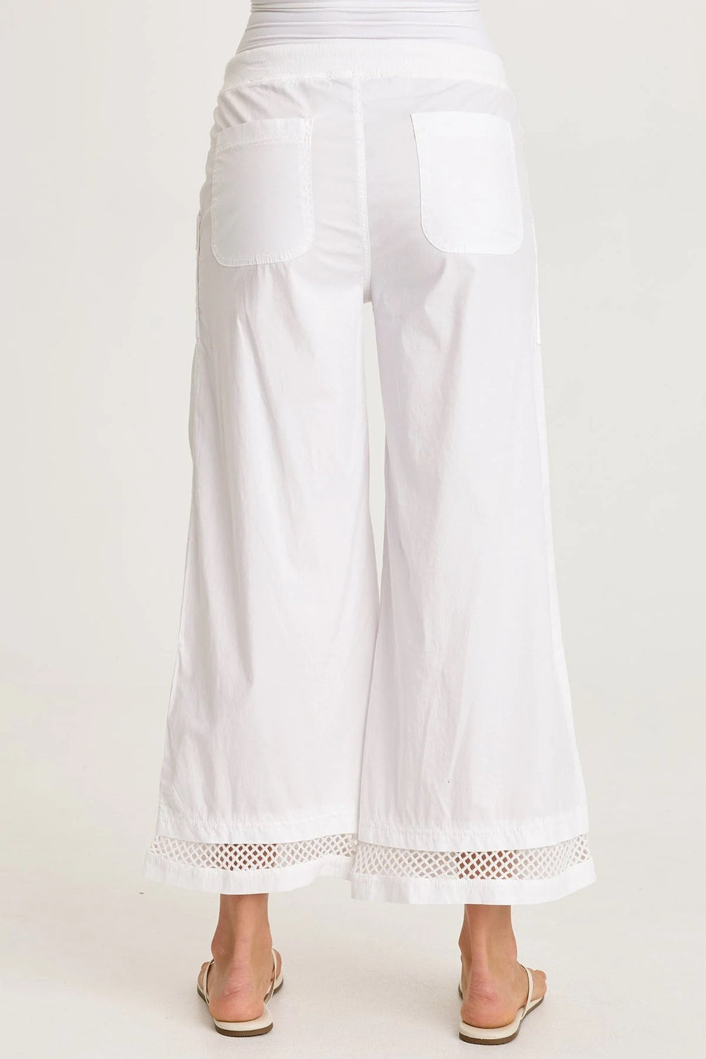 XCVI Roel Crop Pant, stylish casual bottoms in lightweight fabric, shown in a relaxed fit with side pockets and cropped length.