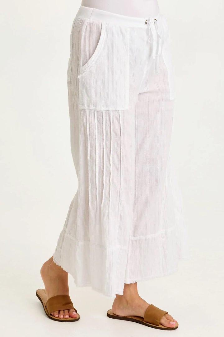 XCVI Doyen crop pant in stylish, casual bottoms with a comfortable fit and cropped length, made for versatile everyday wear.